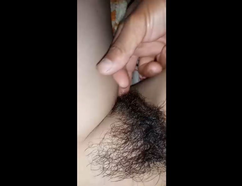 Clip: Em 17 được bú được sờ.